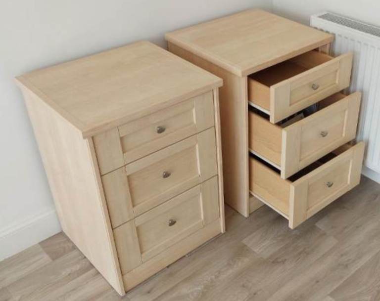 Drawers bedside. Like new.