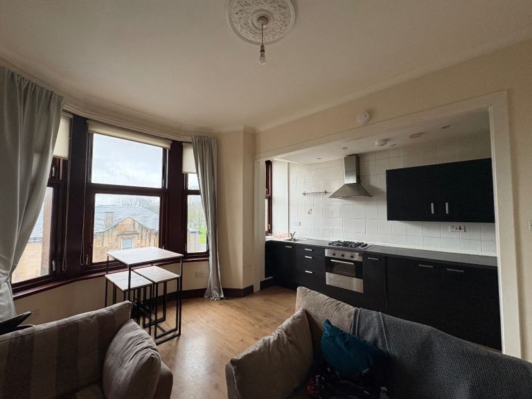 One bedroom entire flat 