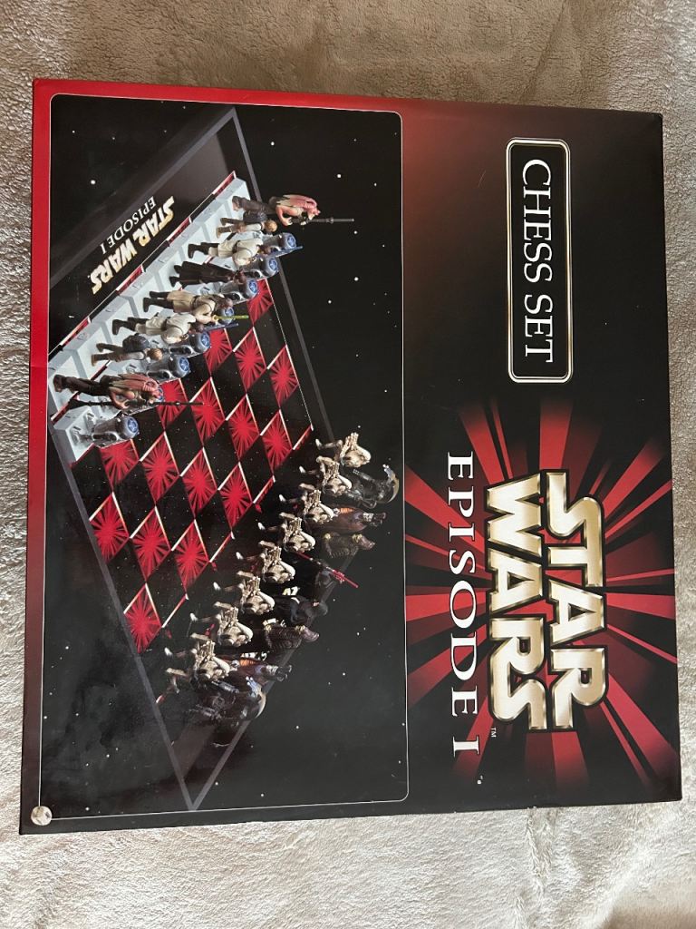 Original 1999 Star Wars Episode 1 Chess Set