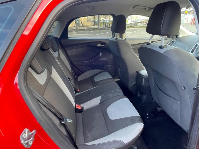  Ford Focus 1.0T EcoBoost Zetec S Euro 5 (s/s) 5dr Petrol Manual