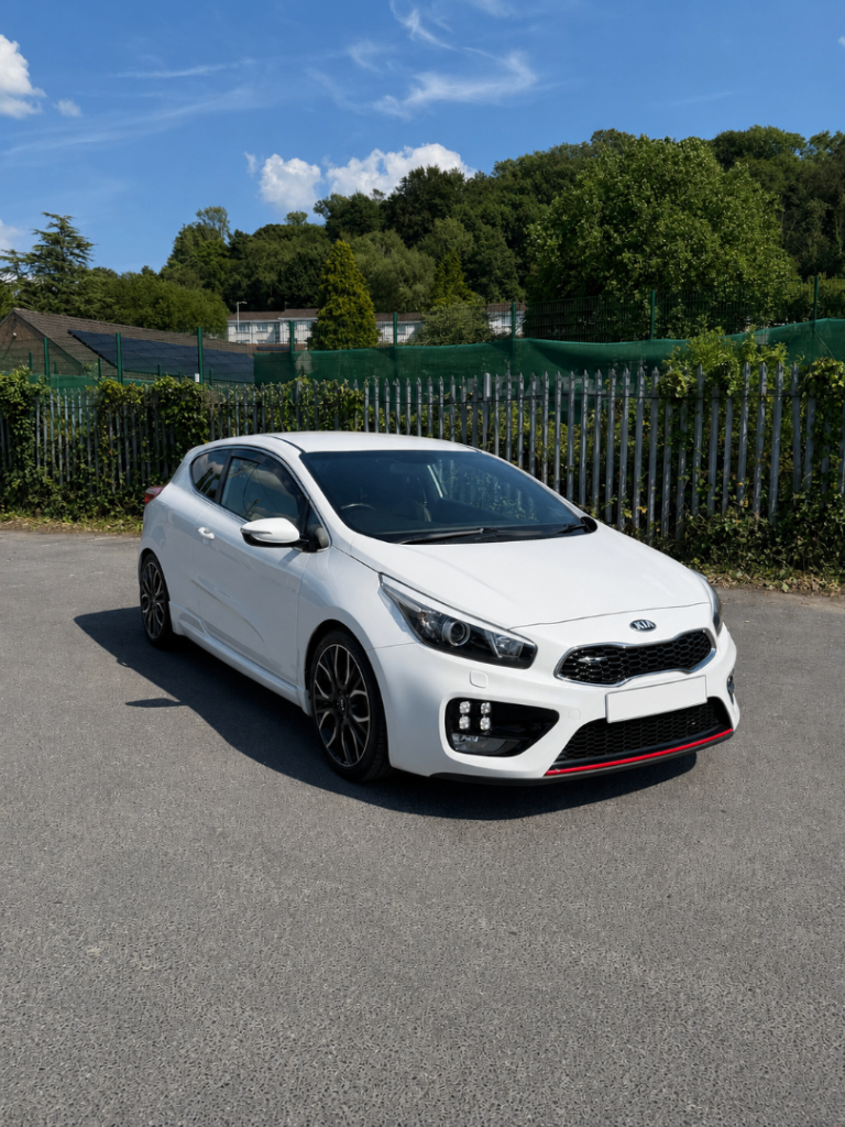 Kia, PRO CEED, Hatchback, 2015, Manual, 1591 (cc), 3 doors