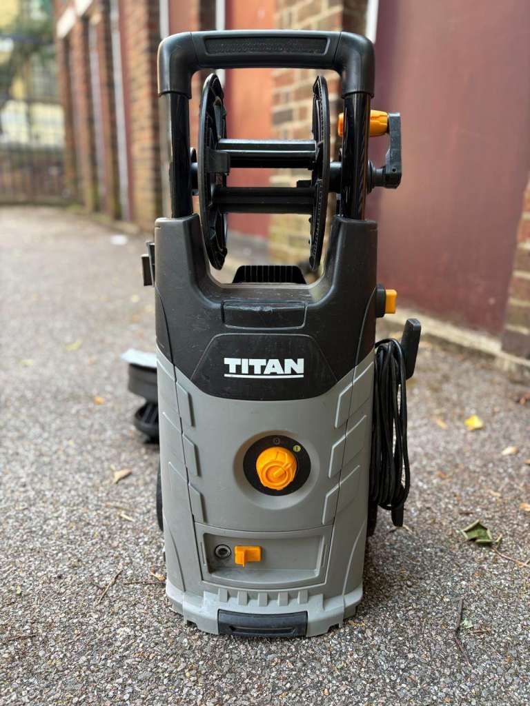 TITAN 2200W 150 BAR PRESSURE WASHER ON OFFER - BARGAIN!!!!!!!!!!!!!!!!