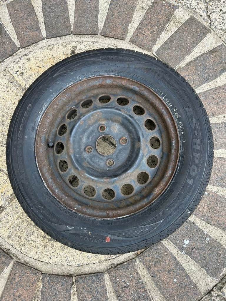 Wheel with New Tyre 165 70 R 14