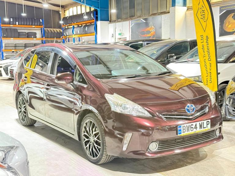 2014 Toyota 7 Seat Prius 1790 Hybrid