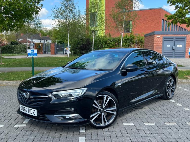 2017 Vauxhall Insignia 2.0 Turbo D SRi Vx-line Nav 5dr HATCHBACK Diesel Manual