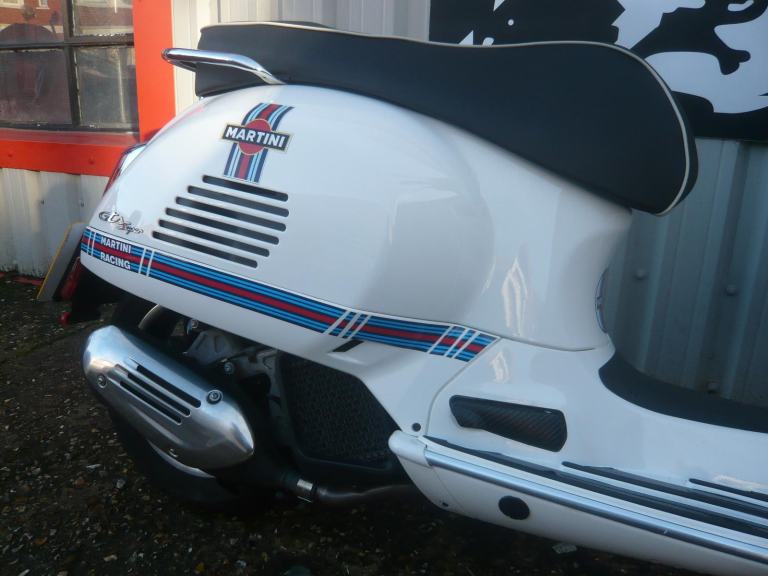 Piaggio Vespa GTS 125 SUPER ONLY 634 MILES 2021 LEARNER LEGAL SCOOTER 50 SH N X 