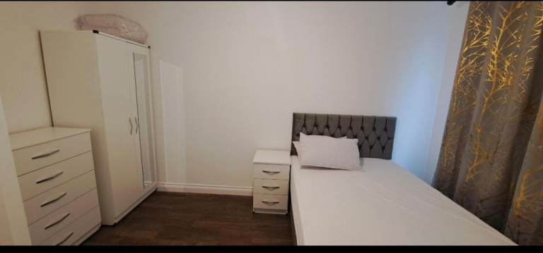 Furnished double room 