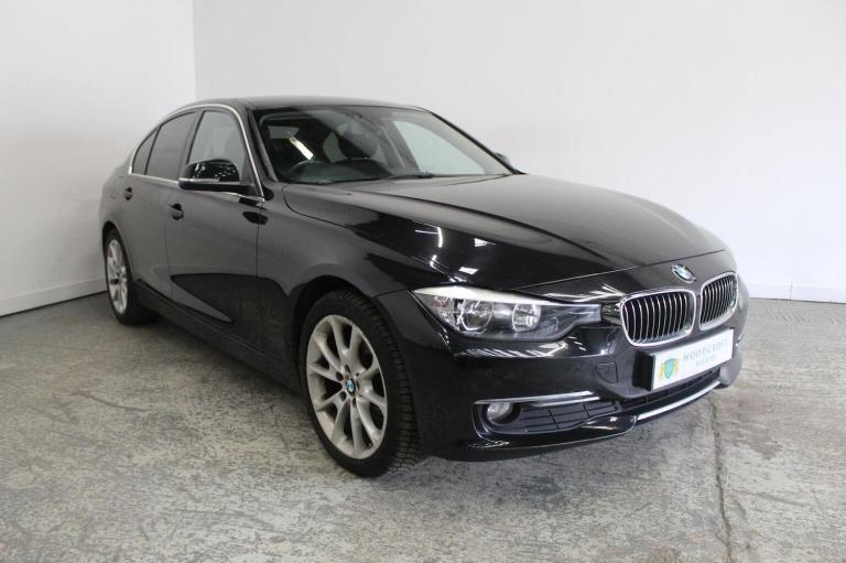 BMW 3 SERIES 2.0 320d Luxury Auto Euro 5 (s/s) 4dr 2014