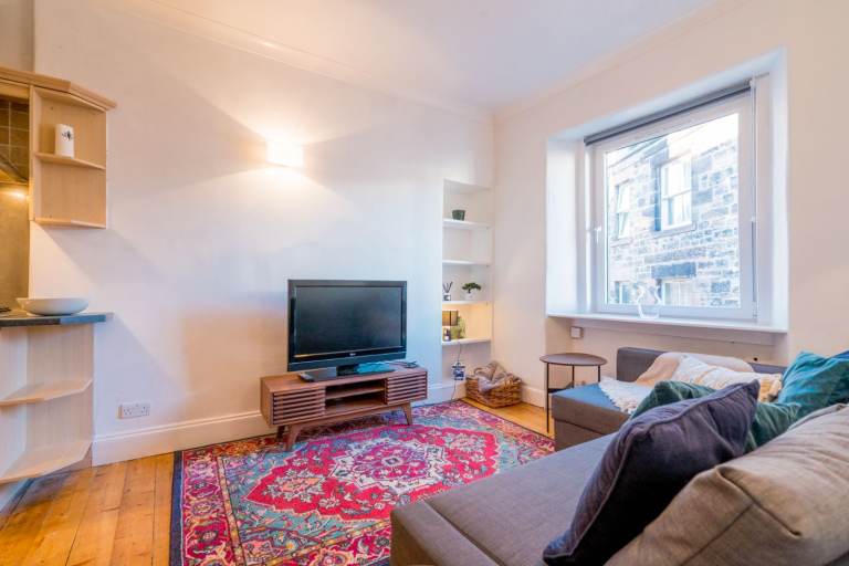 1 Bed Flat to Rent - Leith