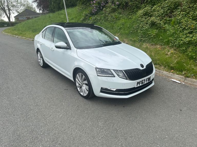 Skoda, OCTAVIA, Hatchback, 2017, Semi-Auto, 1968 (cc), 5 doors