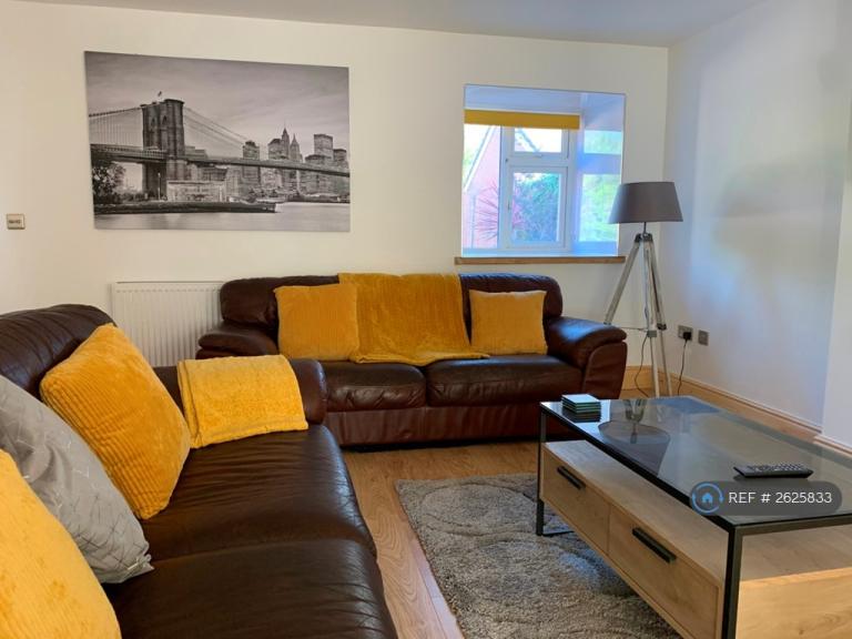 4 bedroom house in Delenty Drive, Birchwood, Warrington, WA3 (4 bed) (#2625833)