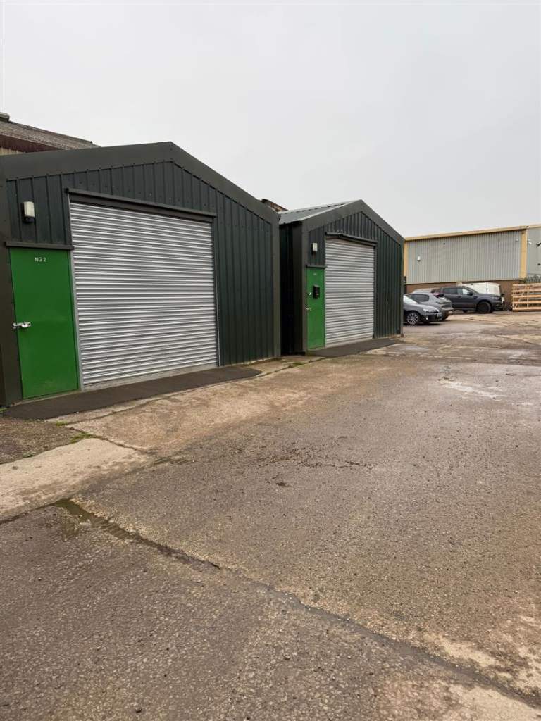 Range of Unit To Rent in Kiveton, Sheffield 