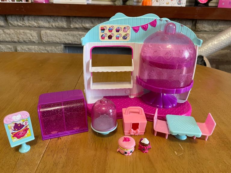 Shopkins Food Fair Cupcake Queen Cafe Set