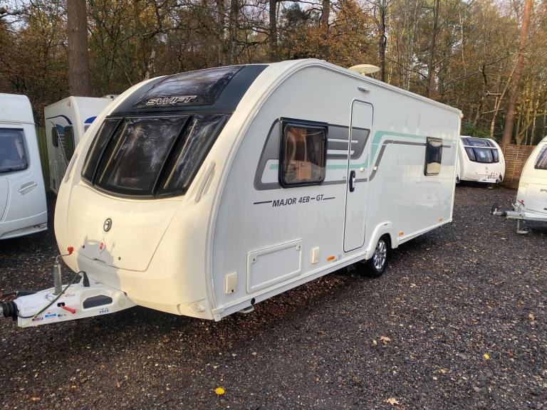 SWIFT SPRITE MAJOR 4EB - 2017 - ISLAND BED - 4 BERTH - MOVER - PRISTINE 