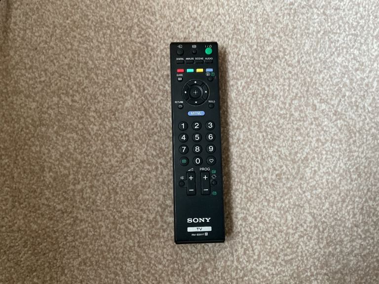 Sony Bravia 37” TV KDL37S5500 Television 1080P HD LCD 37 INCH 