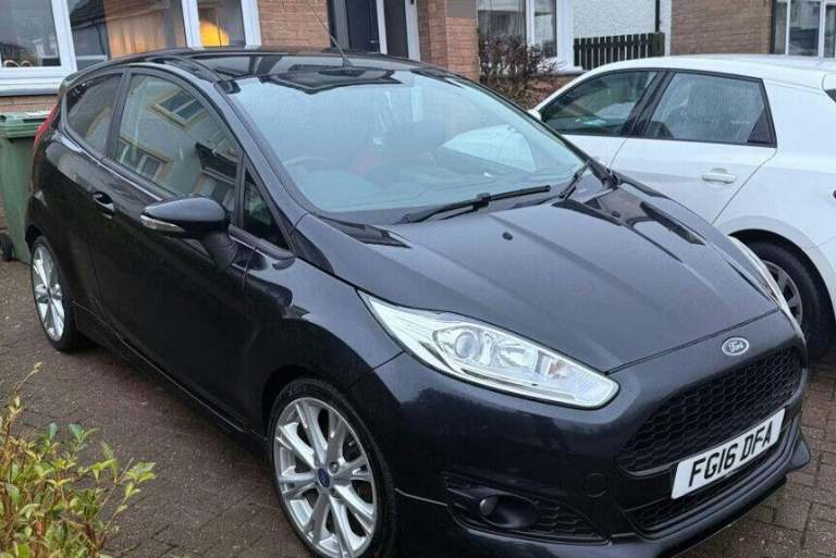 2016 Ford Fiesta 1.0T EcoBoost Zetec S Euro 6 (s/s) 3dr HATCHBACK Petrol Manual