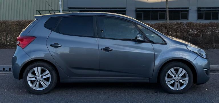 2013 Hyundai Ix20 1.4 STYLE FIVE SPEED MANUAL MOON ROOF ULEZ FULLY LOADED  MPV Petrol Manual
