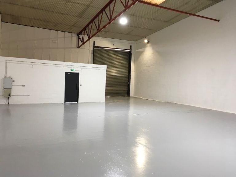 Prime Commercial / Industrial Unit Available in Barking – £2,000 per Month