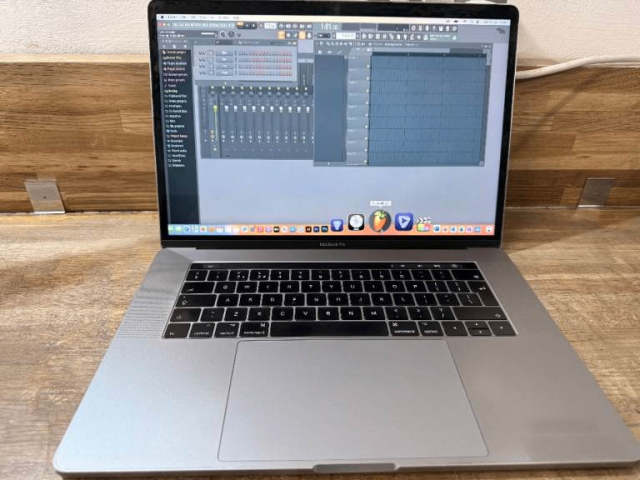 Apple MacBook Pro 15