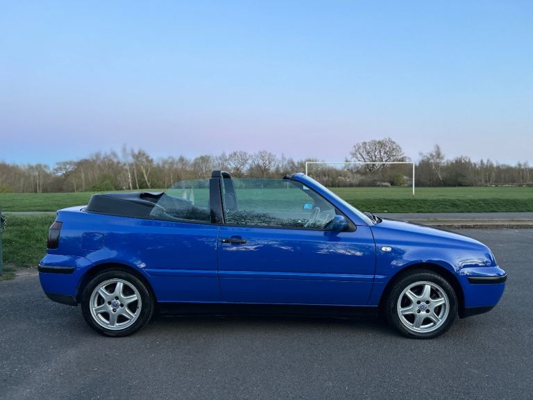 Volkswagen, GOLF, Convertible, 2001, Manual, 1595 (cc), 2 doors