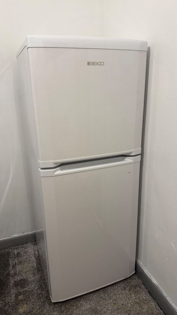Beko Fridge Freezer - White, Good Condition