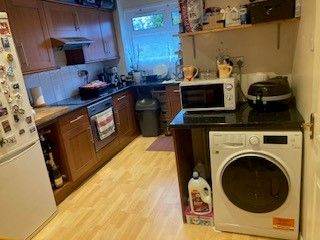 3 bed 2 bath unfurnished duplex flat for rent