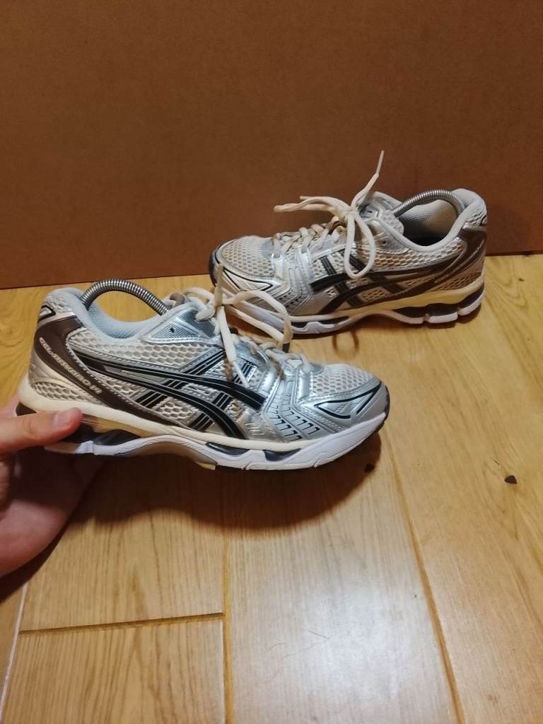 ASICS GEL-Kayano 14 Trainers – Silver/White, UK 5.5