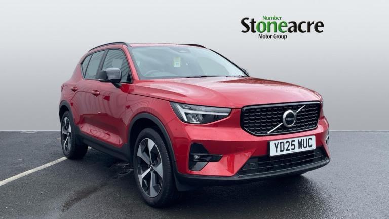 2025 Volvo XC40 2.0 B4P Plus Dark 5dr Auto ESTATE PETROL Automatic