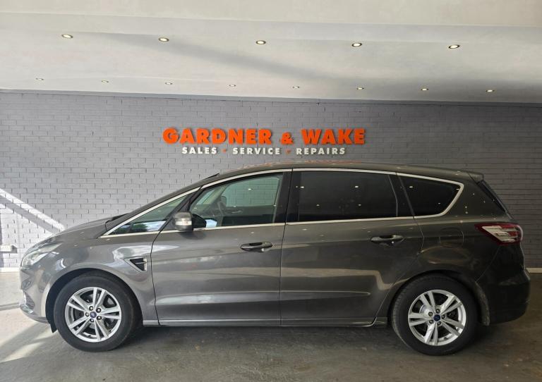 2017 Ford S-Max 2.0 TDCi 180 Titanium 5dr MPV Diesel Manual