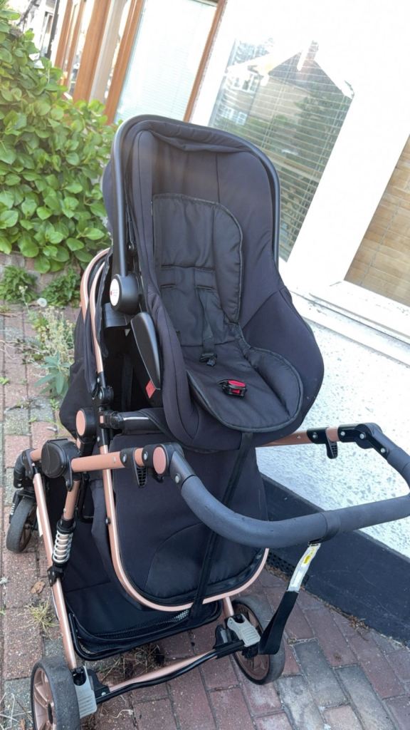 Pram-travel system 3 in 1