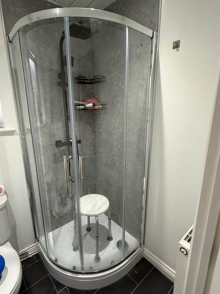 Shower enclosure 