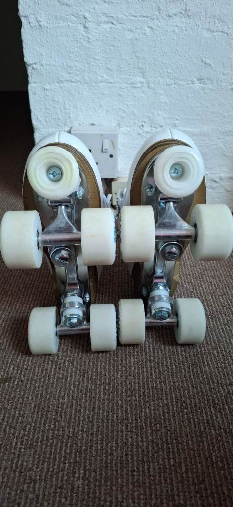Tempish UK size 6 women roller skates