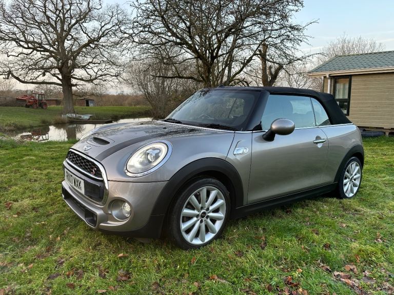 Mini, CONVERTIBLE, Convertible, 2017, Manual, 1998 (cc), 2 doors