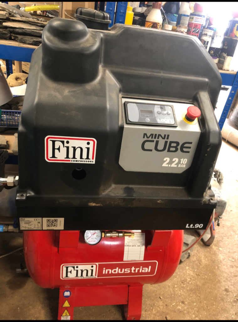 Only 477 hrs Used Fini mini cube industrial  2.2 compressor 10 bar model 230V