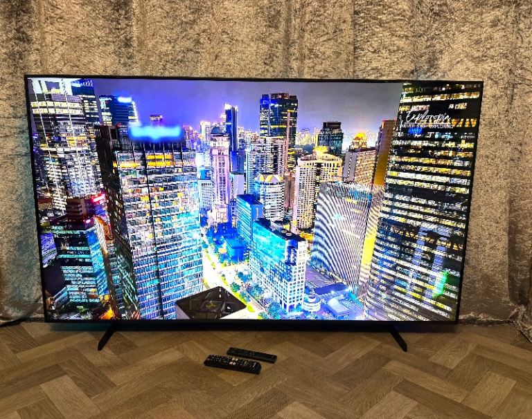 65” Samsung Smart 4K Ultra HD TV with Bixby (2024) 