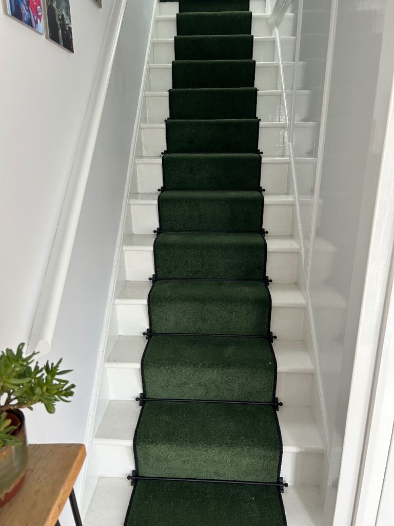 Carpet and vinyl fitter 