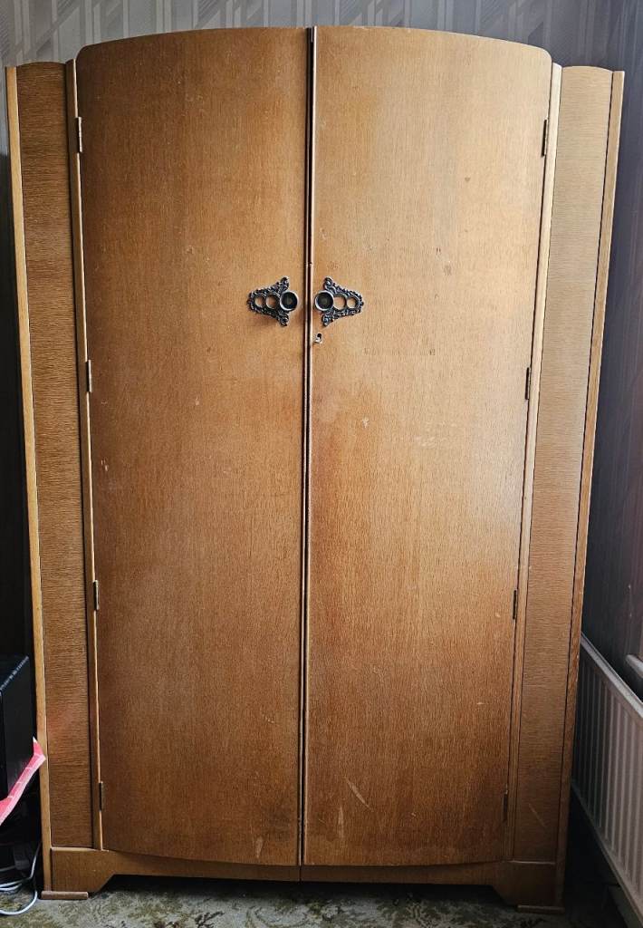 Wardrobe 