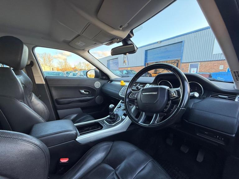 2014 Land Rover Range Rover Evoque 2.2 SD4 Pure 5dr [Tech Pack] ESTATE DIESEL Manual
