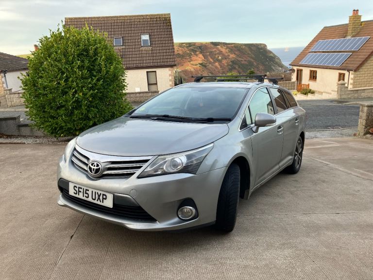 Toyota, AVENSIS, Estate, 2015, Manual, 1998 (cc), 5 doors