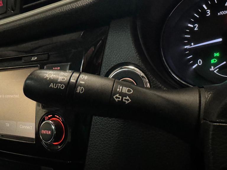 2015 Nissan Qashqai 1.2 DIG-T n-tec+ 2WD Euro 5 (s/s) 5dr HATCHBACK Petrol Manual