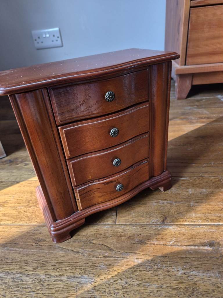 Wooden Jewellery Box with Drawers and Mirror – Good Condition
