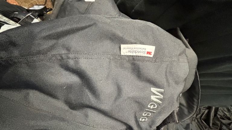 Weise Water proof 2 piece set