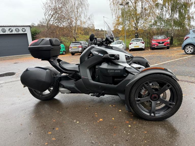 2019 CAN-AM RYKER 900cc fully automatic Spyder trike with Handbraking adaption S