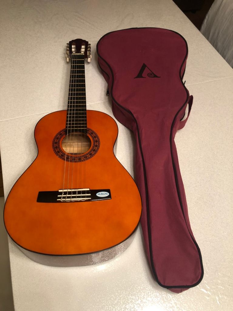 Valencia GUITAR 
