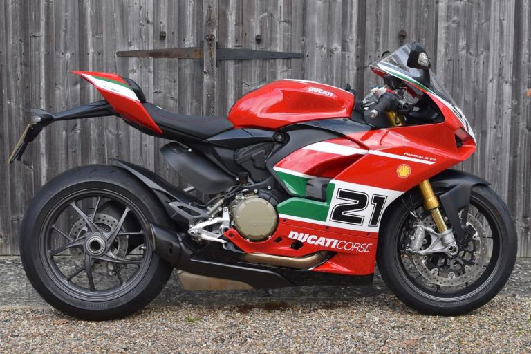image for Ducati Panigale V2 Bayliss 20th Anniversary (365 miles) 2021 71 Reg *WITH VIDEO*
