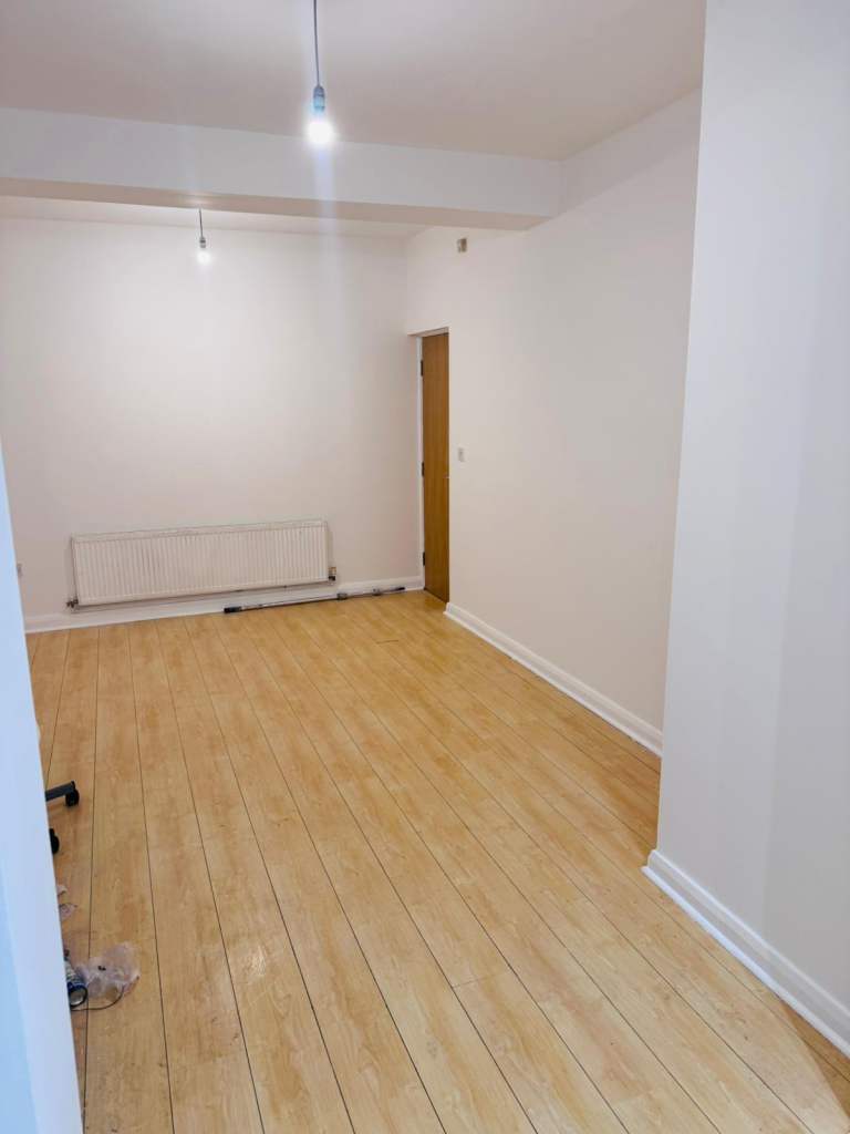 Modern 2 Bedroom Flat to Let | Prime Manchester Location | Excellent Transport Links