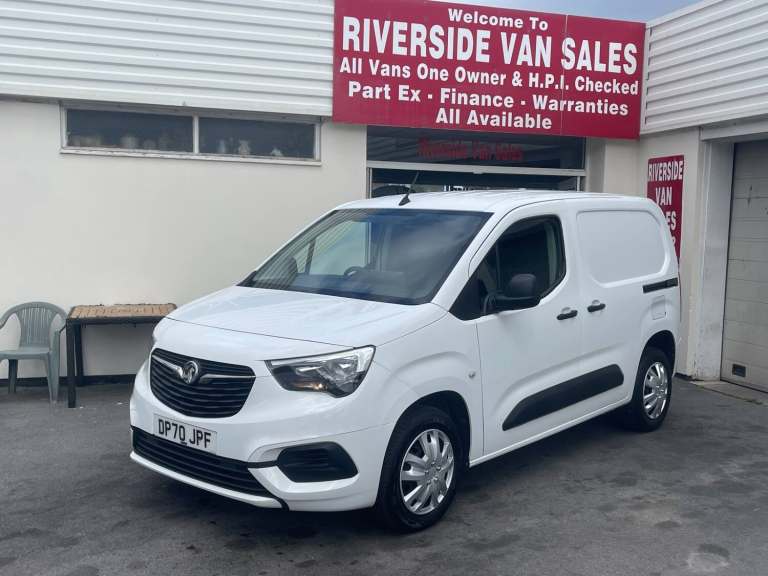 2020 Vauxhall Combo 2300 1.5 Turbo D 100ps H1 Sportive Van PANEL VAN Diesel Manual