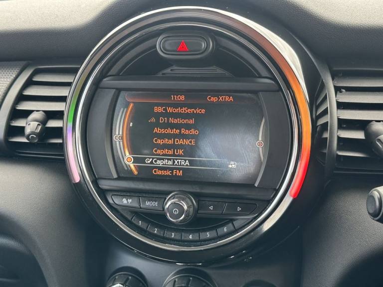 2017 MINI Hatch 1.5 Cooper Hatchback 5dr Petrol Manual Euro 6 (s/s) (136 ps) Hatchback Petrol Manual