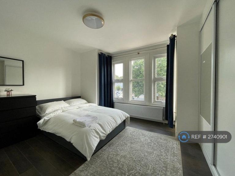 1 bedroom in Oxford Road, Reading, RG30 (#2740901)