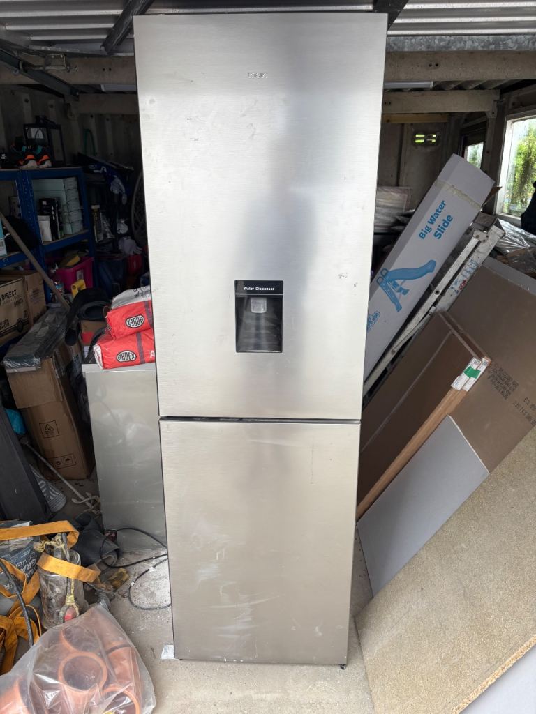 Logik Fridge Freezer